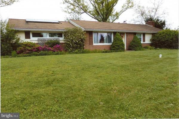 139 HARTMAN BRIDGE RD, Ronks, PA 17572