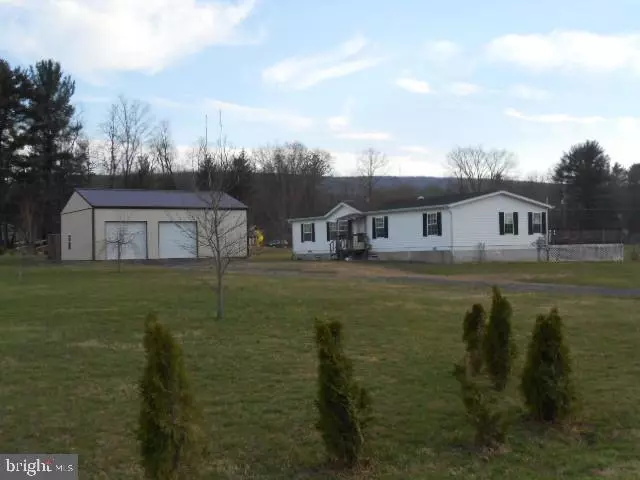 137 NATURES RD, Pine Grove, PA 17963