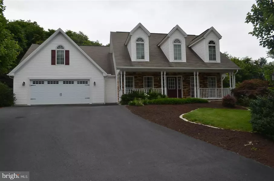 127 ROUND RIDGE RD, Mechanicsburg, PA 17055