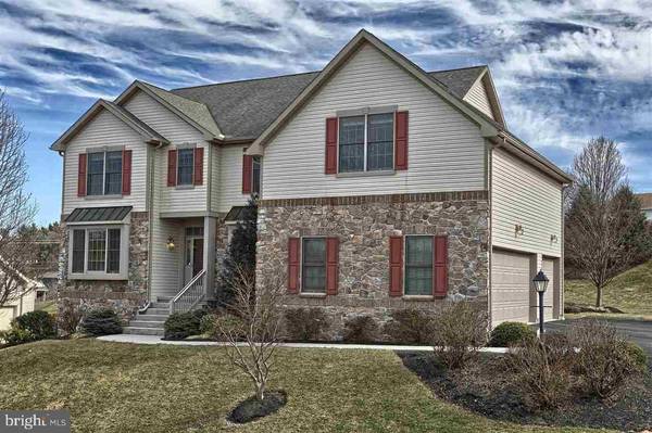 2409 CLAIRIAN DR, York Twp, PA 17403