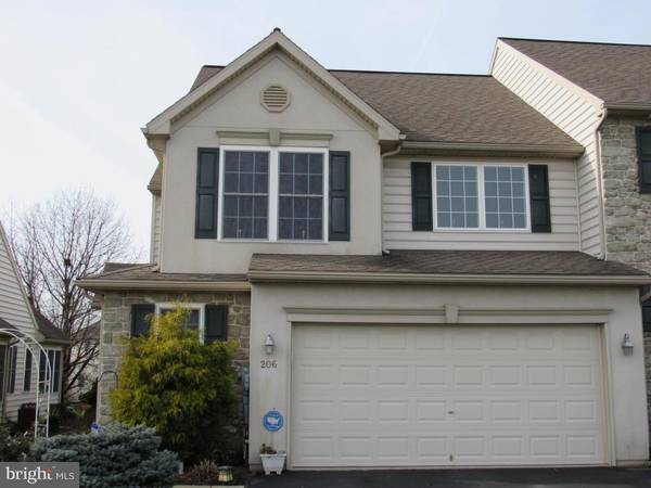 206 S BROOKEFIELD LN, New Holland, PA 17557