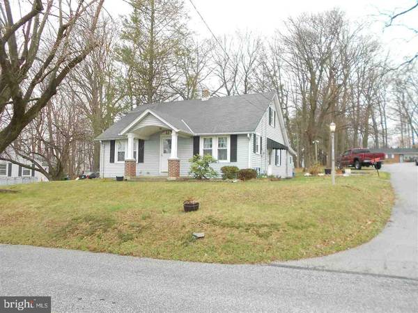 2528 PINE GROVE RD, York Twp, PA 17403