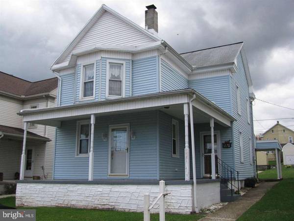 29 S 2ND ST, Mt Wolf, PA 17347