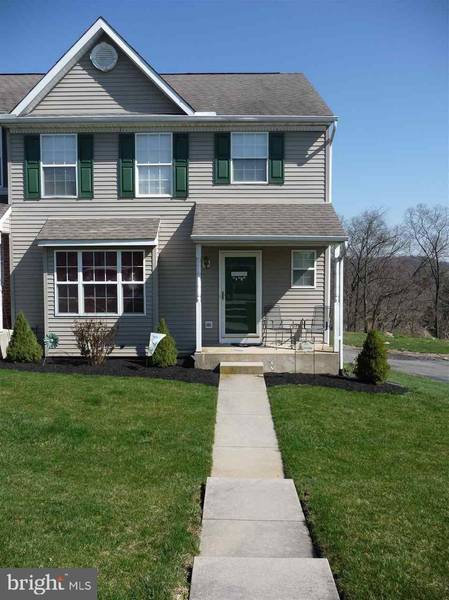 189 COUNTRY RIDGE DR, Red Lion, PA 17356