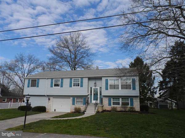 201 EWELL AVE, Gettysburg, PA 17325