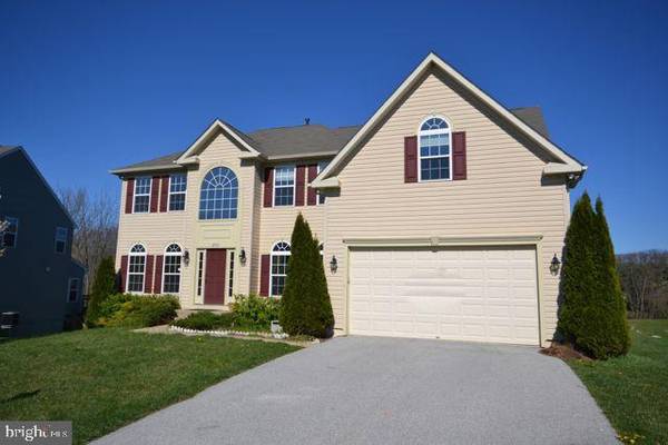 2503 CODORUS LN, Spring Grove, PA 17362