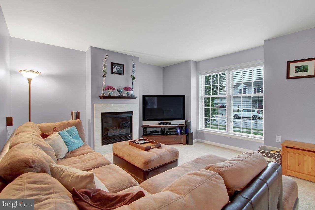 York, PA 17404,105 THOMAS DR