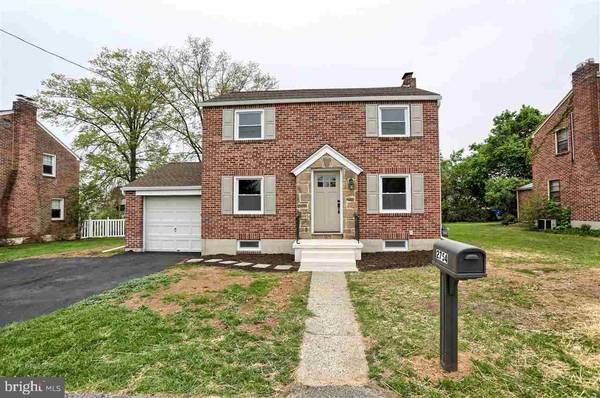 2754 CLEAR SPRINGS BLVD, York, PA 17406