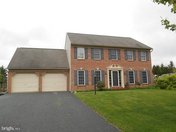 3700 N SHERMAN STREET EXT, Mt Wolf, PA 17347