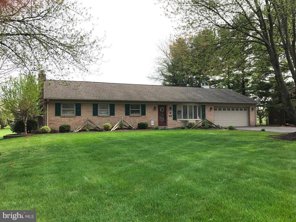 2090 JARVIS RD, Lancaster, PA 17601