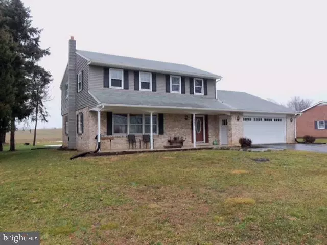 1245 DONEGAL SPRINGS RD, Mount Joy, PA 17552