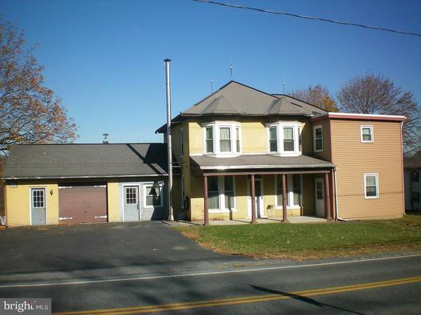 178 N REAMSTOWN RD, Stevens, PA 17578