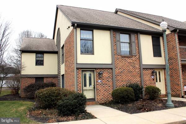 31 AMBERLY WAY, Lititz, PA 17543