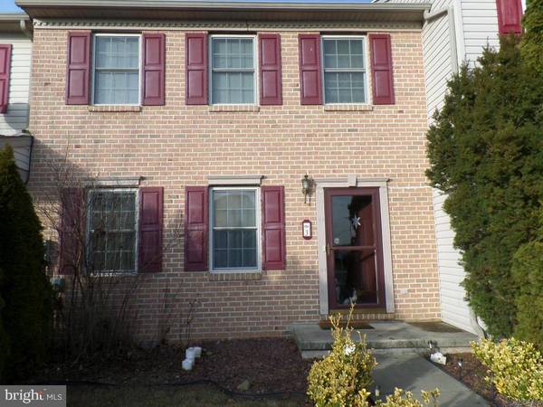 3 CLAIRES WAY, Fredericksburg, PA 17026