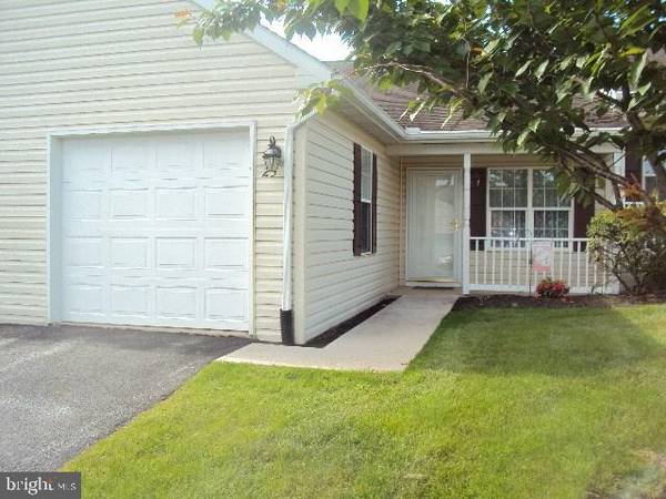 23 HAGARMAN DR, York, PA 17408