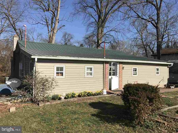 116 COTTAGE DR, New Oxford, PA 17350