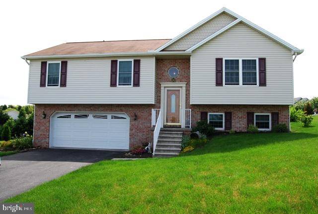 Stewartstown, PA 17363,236 SANDPATCH LN