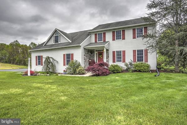 2393 N PENRYN RD, Manheim, PA 17545