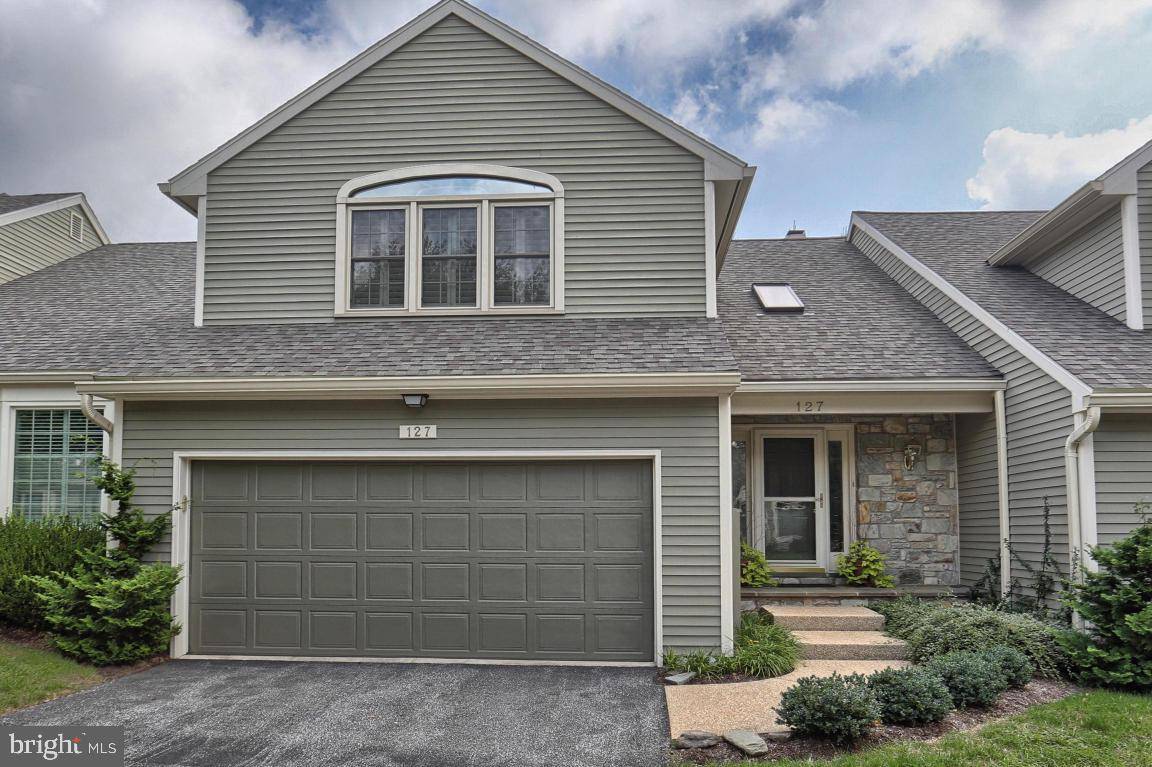 127 DEER FORD DR, Lancaster, PA 17601
