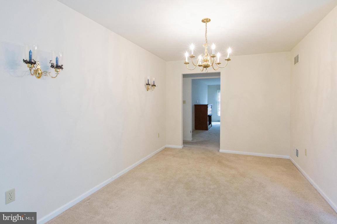 Denver, PA 17517,131 LARCH LN