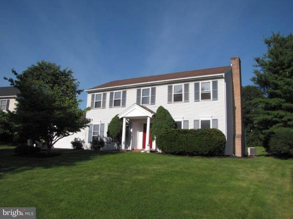 135 SPRINGFIELD RD, Landisville, PA 17538