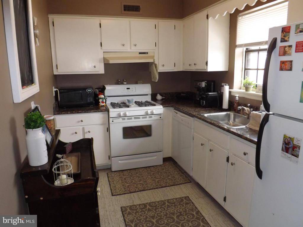 Lancaster, PA 17601,114 VALLEYBROOK DR