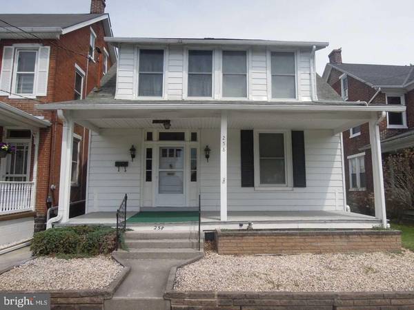 258 E MIDDLE ST, Gettysburg, PA 17325