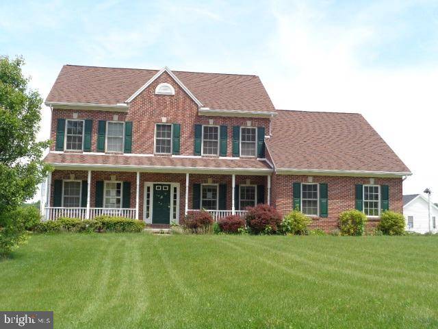 7 DEVONSHIRE DR, Shrewsbury, PA 17361