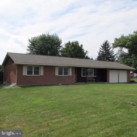 1460 LANCASTER RD, Manheim, PA 17545