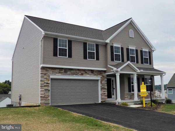 150 OAKEN WAY #48, Myerstown, PA 17067