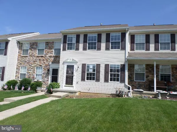 375 CHARLES CIR, York, PA 17406