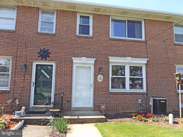 1926 LINCOLN HWY E, Lancaster, PA 17602