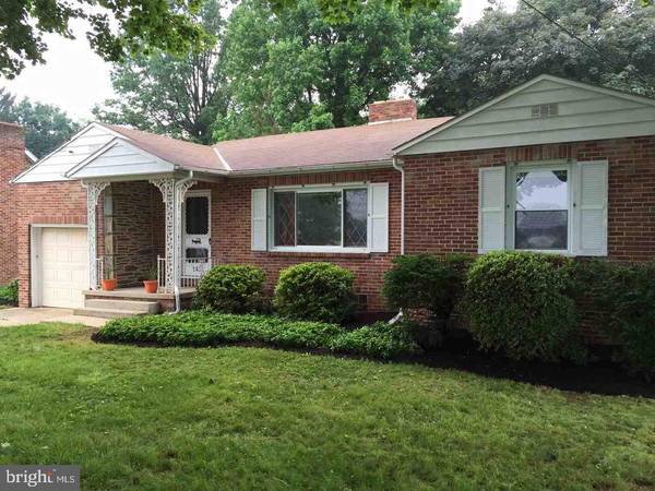 549 LOCUST GROVE RD, York, PA 17402