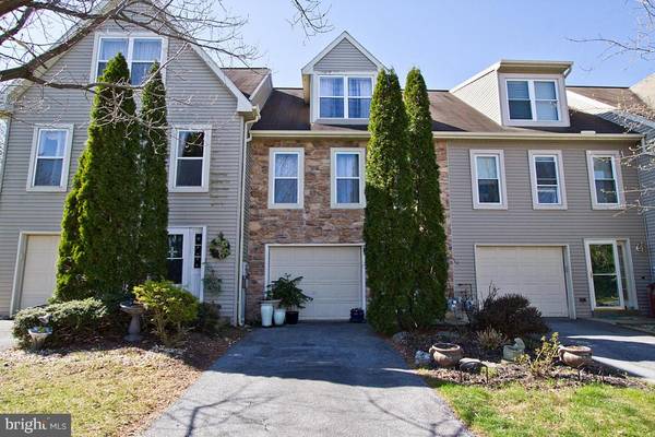 314 OAKRIDGE DR, Mountville, PA 17554