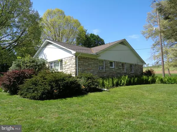 Quarryville, PA 17566,418 CAMARGO RD