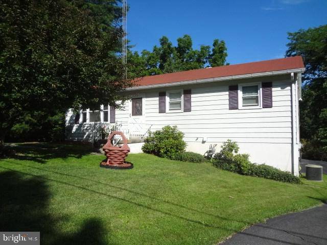 1642 CARROLLS TRACT RD, Orrtanna, PA 17353