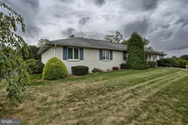 Harrisburg, PA 17112,8009 MANADA VIEW DR