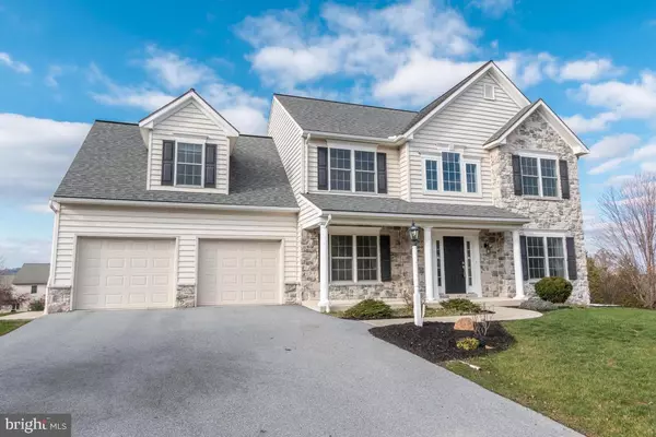 668 GOLDEN EAGLE WAY, Lancaster, PA 17601