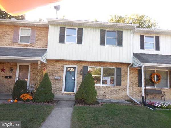 23 TRINE AVE, Mt Holly Springs, PA 17065