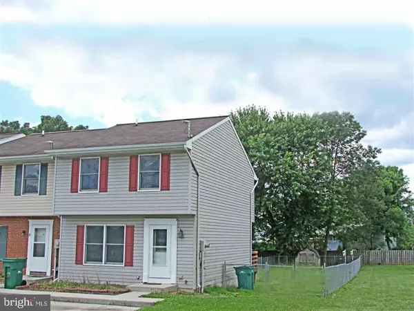 16 HICKORY AVE, Gettysburg, PA 17325