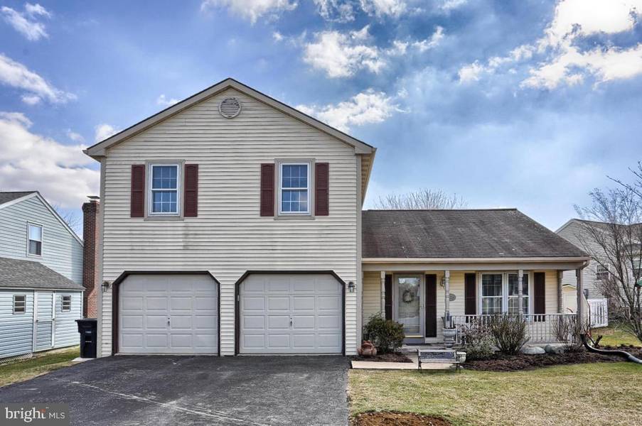 322 DOGWOOD LN, New Holland, PA 17557