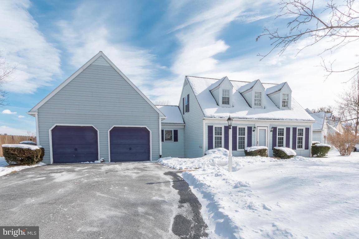 Lancaster, PA 17601,355 HOLLYTREE CT