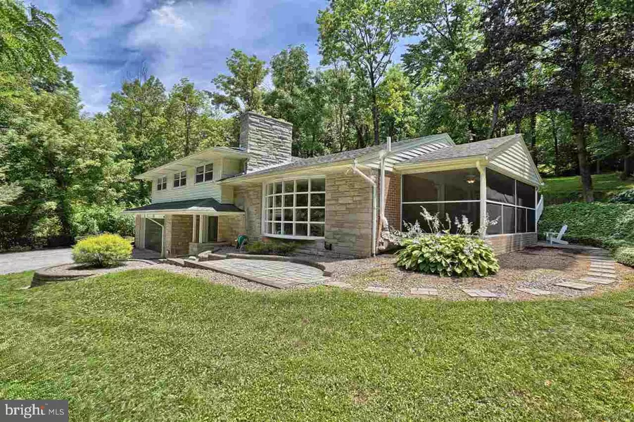 126 TYLER RUN RD, York Twp, PA 17403