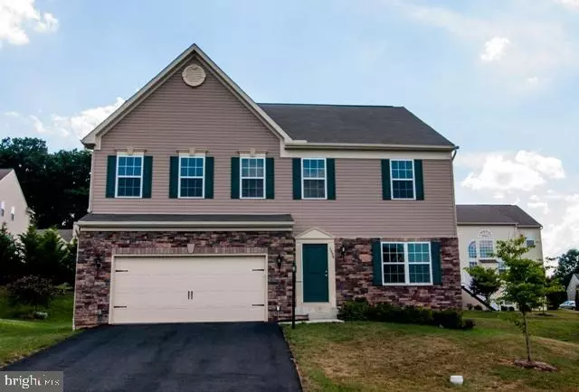 1570 PLEADER LN, York, PA 17402