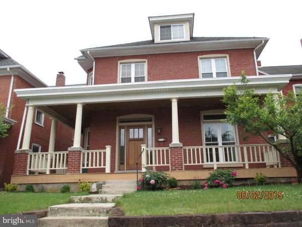 224 S STATE ST, Ephrata, PA 17522