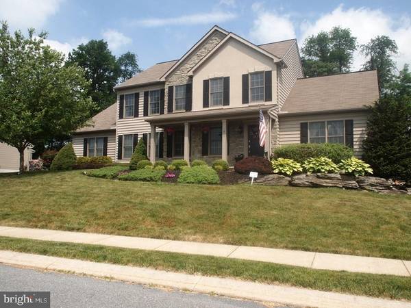 1815 OLD FARM LN, Lancaster, PA 17602