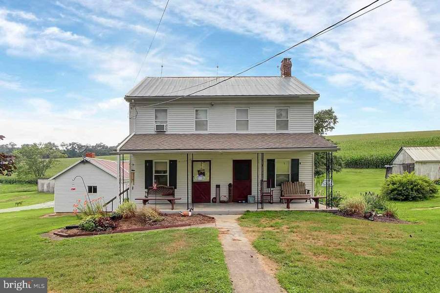 3490 BROWNTON RD, Felton, PA 17322