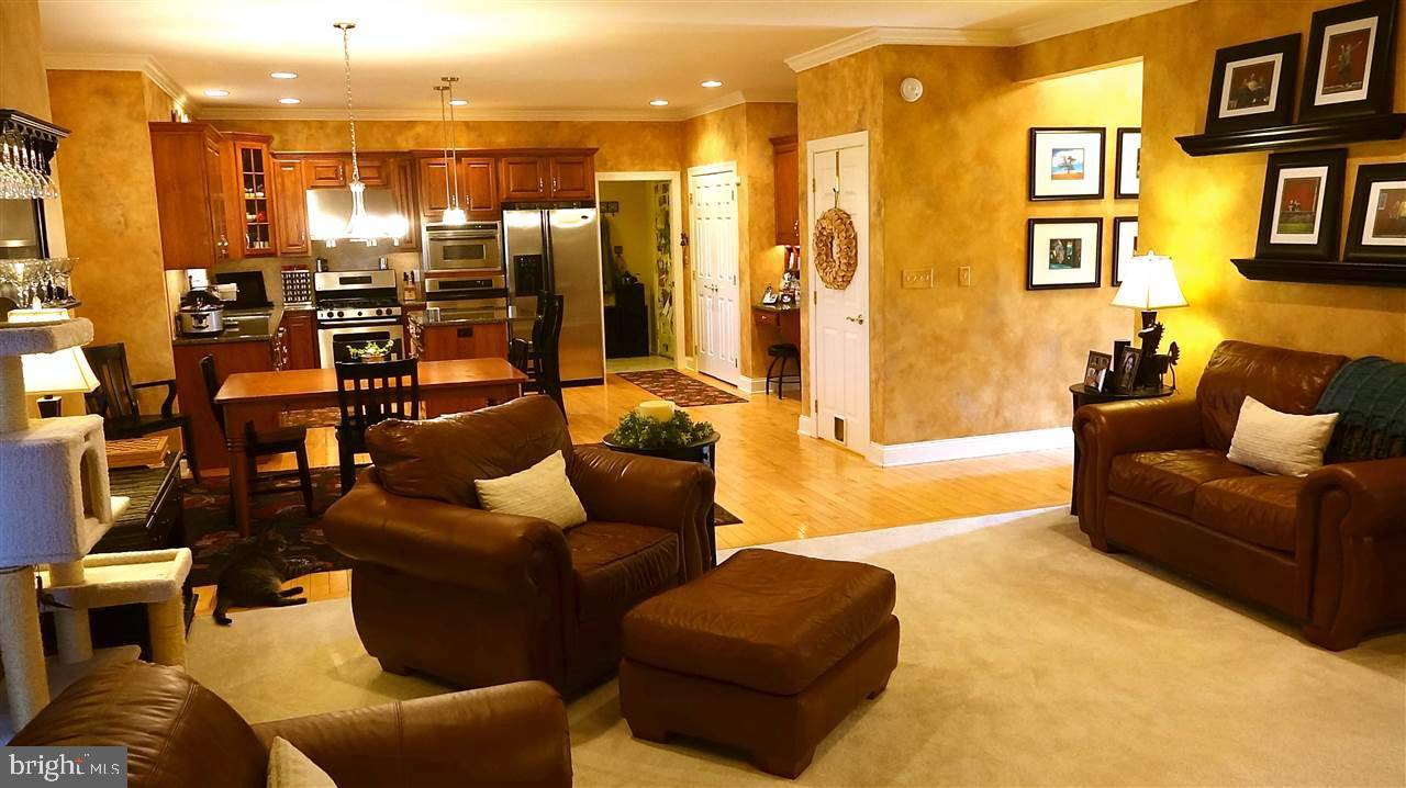 Mechanicsburg, PA 17050,509 BARBARA DR