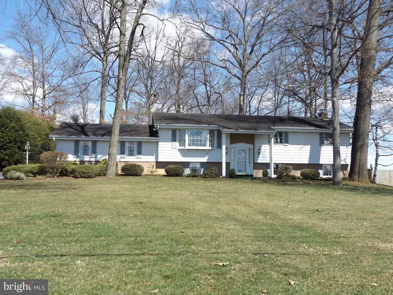 4015 NOLT RD, Mount Joy, PA 17552