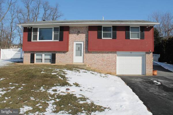 380 PRIMROSE LN, Mountville, PA 17554